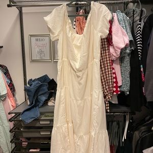 NWOT Puff Sleeve Off White MIDI Dress